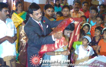 Bibin Jisha wedding gallery